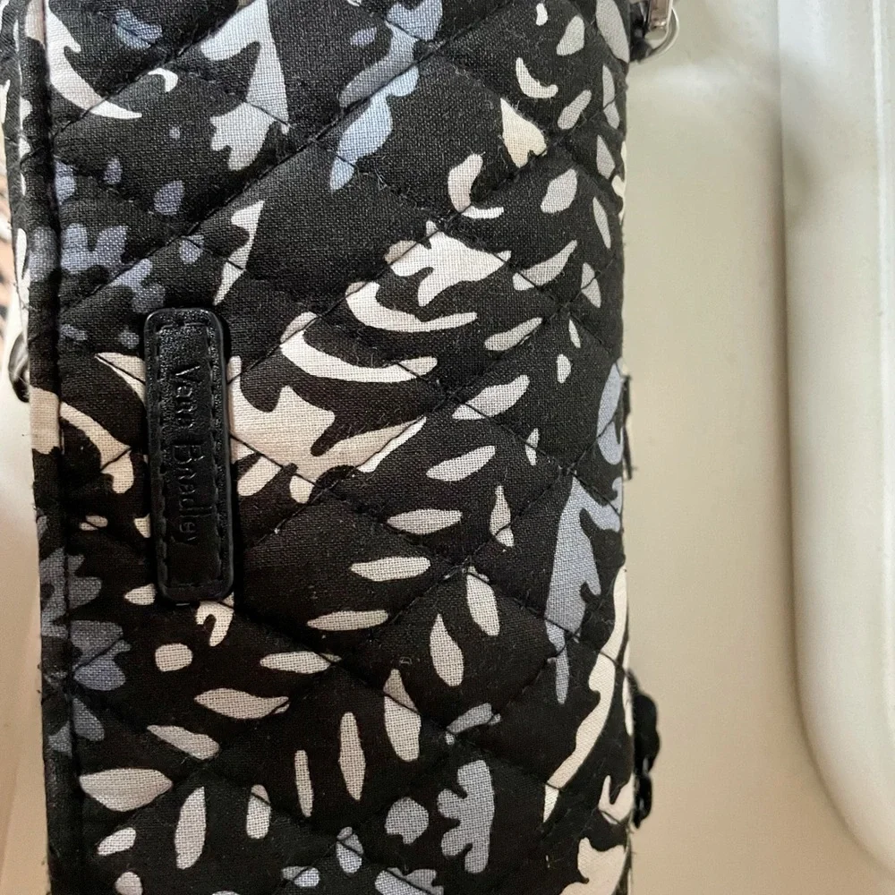 Vera Bradley wristlet wallet - Picture 3 of 5